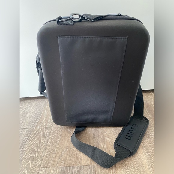 Esum Make Up Bag - Picture 9 of 15